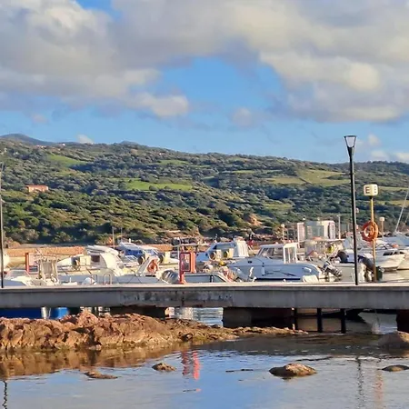 Sardegna Casa Mirta Vista Mare E Wifi * Изола-Росса